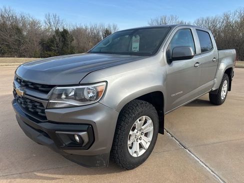 Used 2022 Chevrolet Colorado LT w/ LT Convenience Package image 1