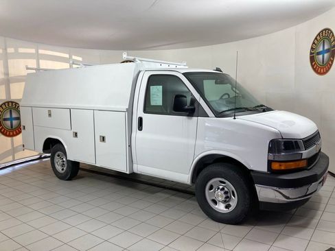 New 2026 Chevrolet Express 3500 w/ Power Convenience Package RWD image 12