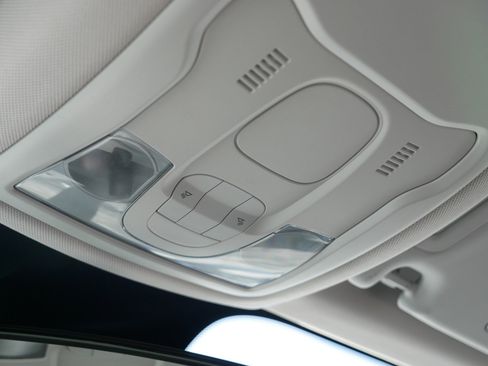 Used 2020 Jeep Renegade Sport image 32