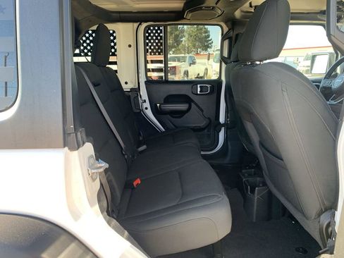 Used 2021 Jeep Wrangler Unlimited Sport image 26
