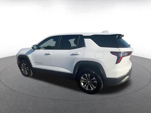 Used 2025 Chevrolet Equinox LT FWD image 10