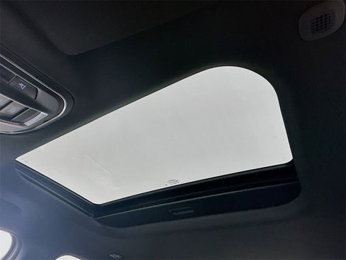 New 2025 Jeep Grand Cherokee Laredo X w/ Luxury Tech Group I image 14