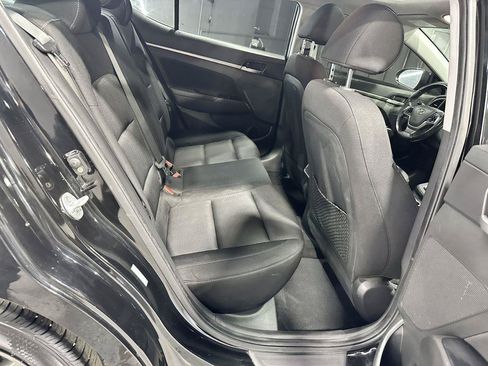 Used 2017 Hyundai Elantra Value Edition FWD image 32