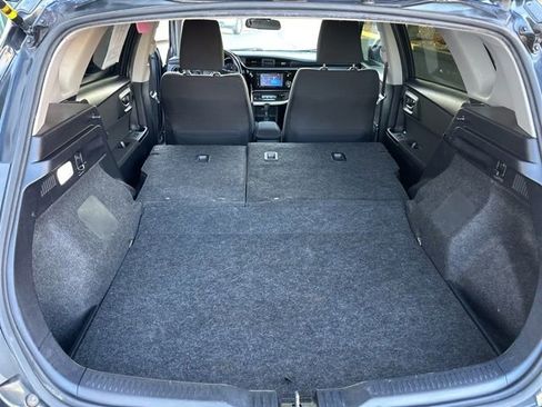 Used 2017 Toyota Corolla iM image 34