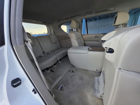 Used 2012 INFINITI QX56 2WD 4dr 7-passenger w/ Theater Pkg image 21