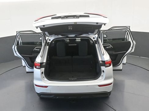 Used 2022 Mitsubishi Outlander ES image 67