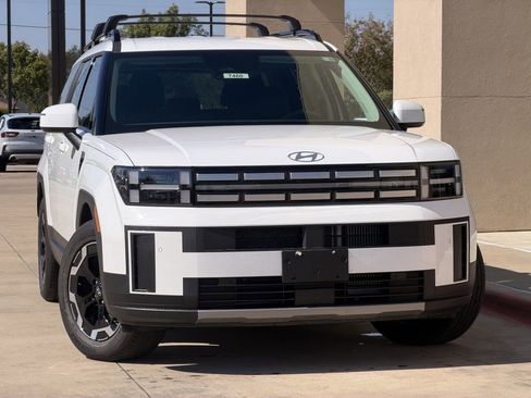 Certified 2025 Hyundai Santa Fe SEL image 2