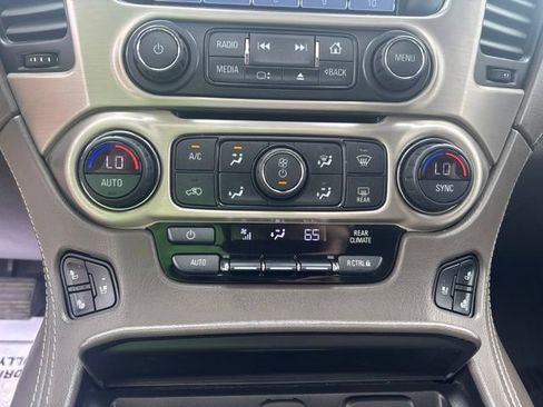 Used 2019 GMC Yukon Denali w/ Denali Ultimate Package AWD/4WD image 7