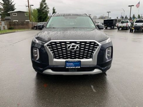 Used 2021 Hyundai Palisade Limited w/ Winter Package image 11