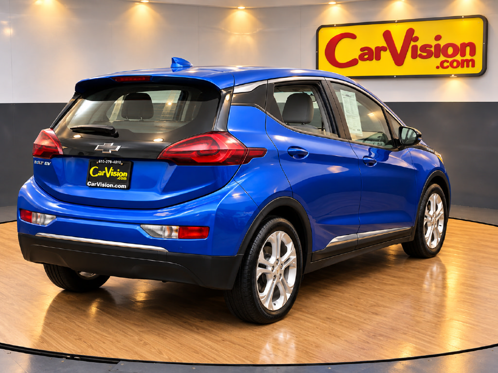 Used 2021 Chevrolet Bolt LT FWD image 4