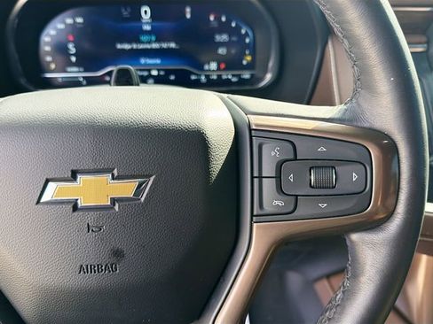 Used 2023 Chevrolet Tahoe High Country w/ Advanced Technology Package image 40