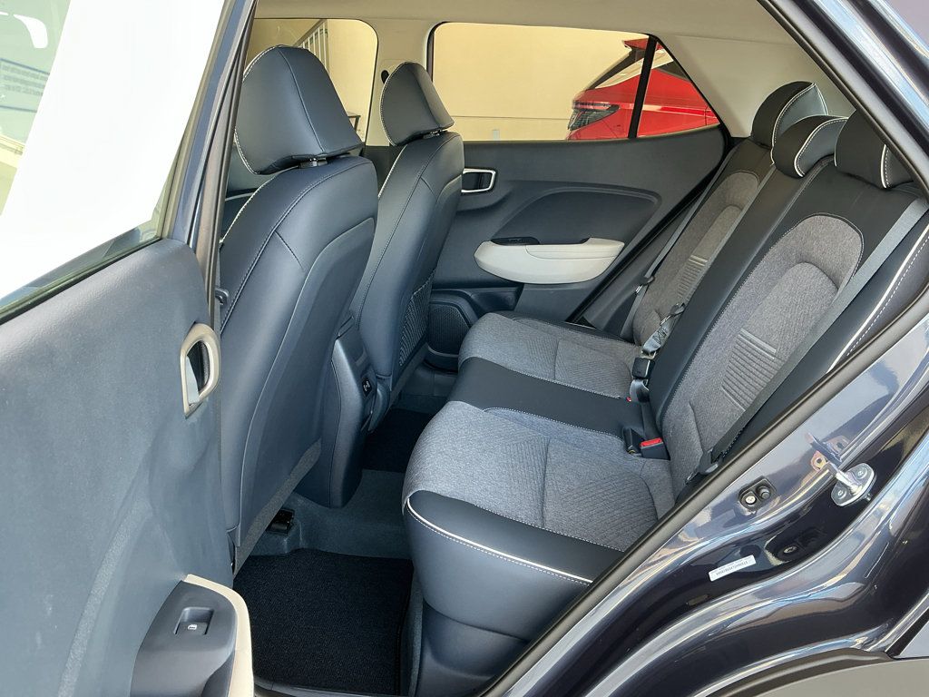 New 2026 Hyundai Venue SEL FWD image 12