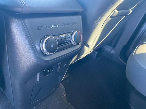 New 2025 Ford Explorer Active w/ Active Comfort Package image 34