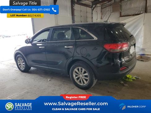 Used 2017 Kia Sorento L image 3