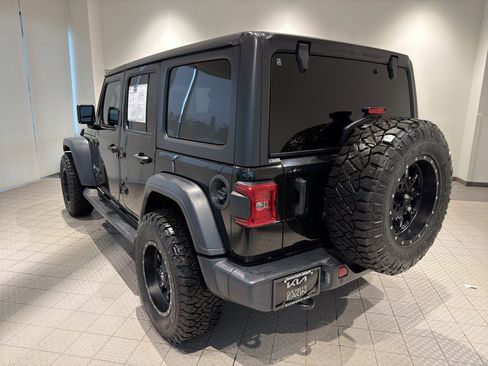 Used 2020 Jeep Wrangler Unlimited Sport S image 3