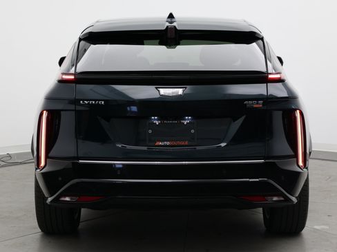 Used 2024 Cadillac Lyriq Tech RWD image 6