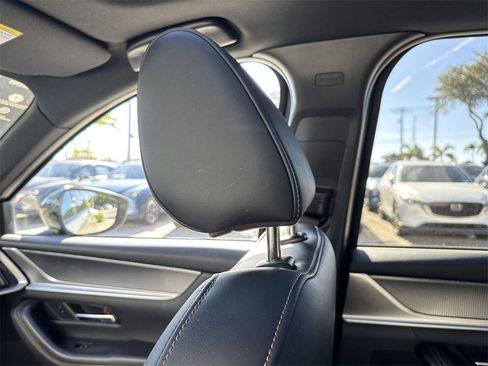 Used 2025 MAZDA CX-70 3.3 Turbo S w/ Premium Package image 17