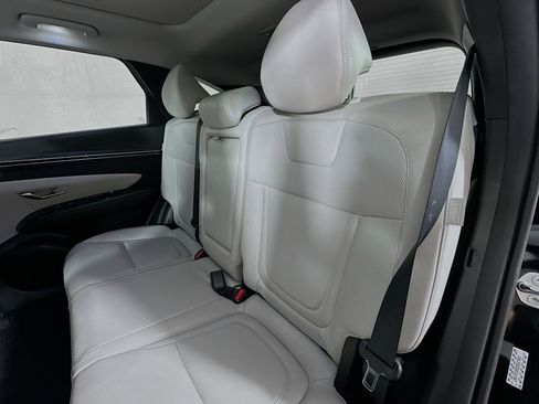 Used 2024 Hyundai Tucson Limited image 25