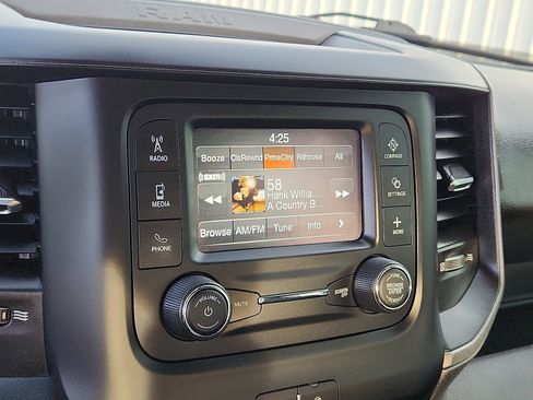 Used 2022 RAM 3500 Tradesman image 15