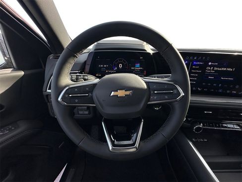 New 2026 Chevrolet Suburban Premier image 12