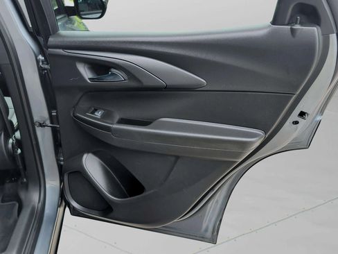 Used 2021 Chevrolet TrailBlazer RS w/ Technology Package FWD image 37