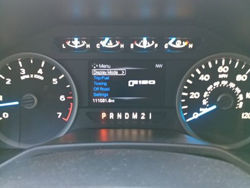 Used 2016 Ford F150 XLT w/ Equipment Group 302A Luxury image 10