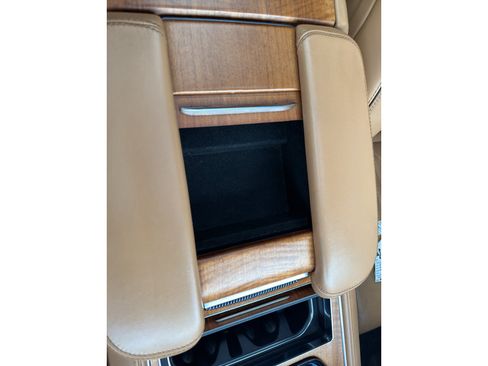 Used 2023 Jeep Grand Wagoneer Series III AWD/4WD image 20