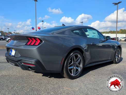 New 2026 Ford Mustang Coupe image 4