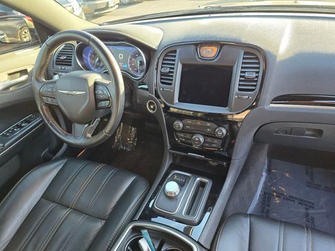 Used 2018 Chrysler 300 S w/ 300S Alloy Package image 13