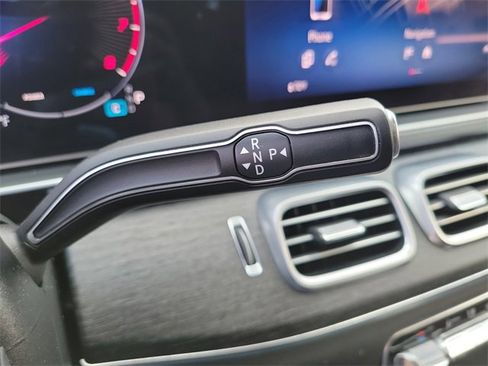 Used 2024 Mercedes-Benz GLS 450 4MATIC image 29