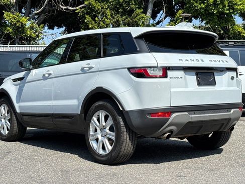 Used 2017 Land Rover Range Rover Evoque SE Premium AWD/4WD image 3