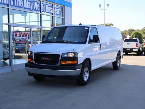New 2025 Chevrolet Express 3500 Extended w/ Driver Convenience Package image 6
