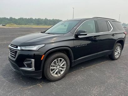 Used 2023 Chevrolet Traverse LT