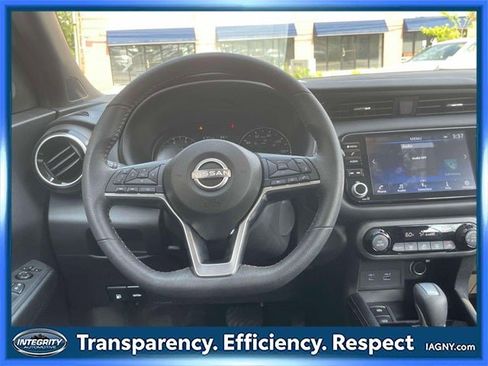 Used 2024 Nissan Kicks SR image 14