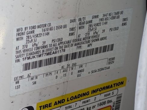 Used 2021 Ford Expedition Max Platinum image 3