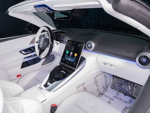 New 2026 Mercedes-Benz Maybach SL 680 image 7