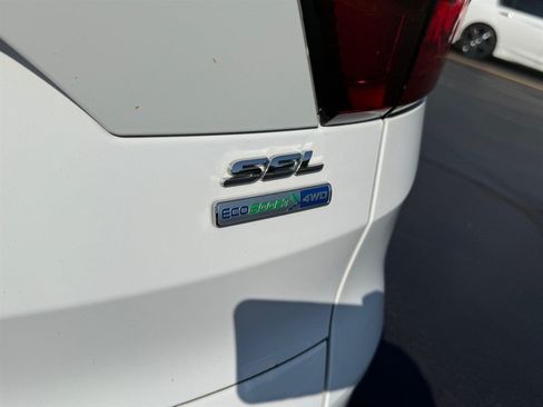 Used 2019 Ford Escape SEL AWD/4WD image 30