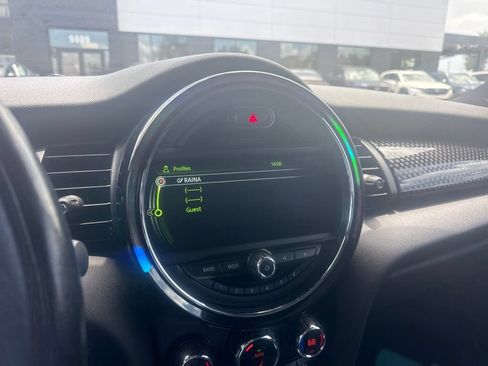 Used 2018 MINI Cooper S FWD image 3