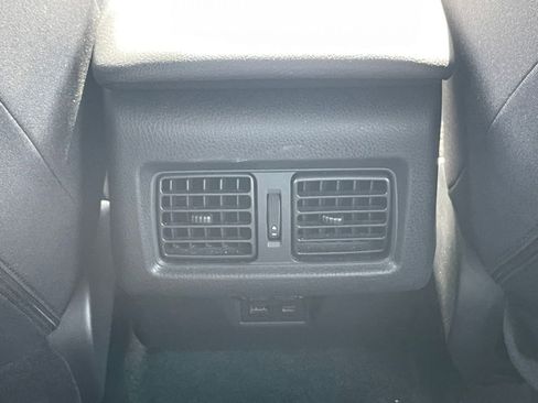 Used 2025 Toyota Camry LE image 23