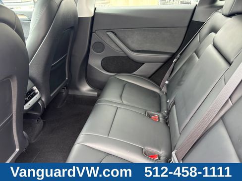 Used 2024 Tesla Model Y Long Range AWD/4WD image 29