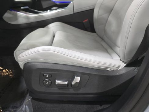 Certified 2026 BMW X5 xDrive40i w/ M Sport Package image 27