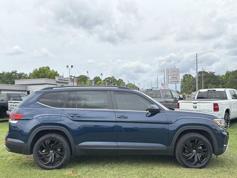Used 2022 Volkswagen Atlas SE FWD image 6