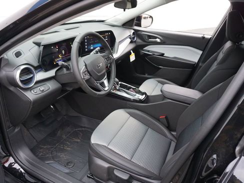 New 2026 Chevrolet Trax LT image 9