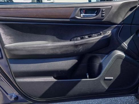 Used 2016 Subaru Legacy 2.5i Limited image 19