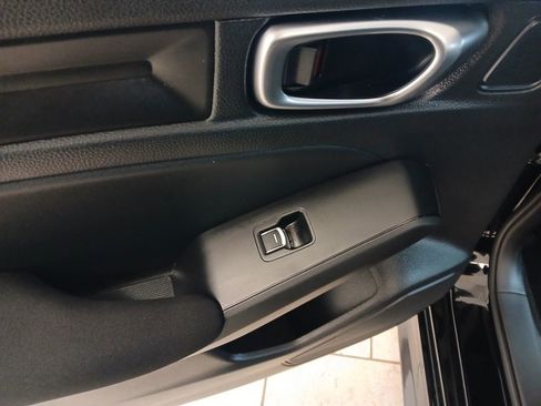 Used 2025 Honda Civic Sport image 16