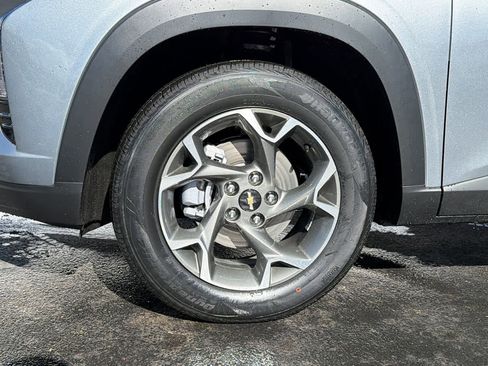 New 2026 Chevrolet Trax LT image 9
