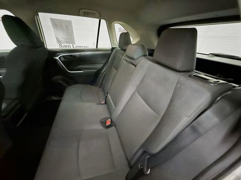 Used 2021 Toyota RAV4 LE image 22