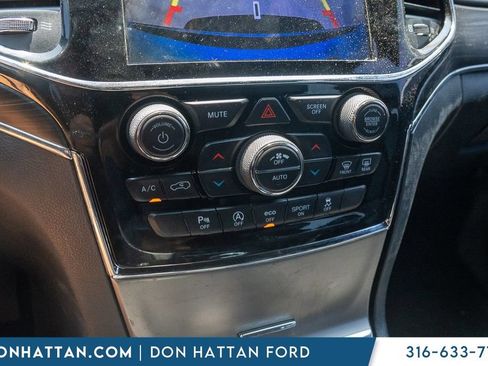 Used 2019 Jeep Grand Cherokee Limited AWD/4WD image 9