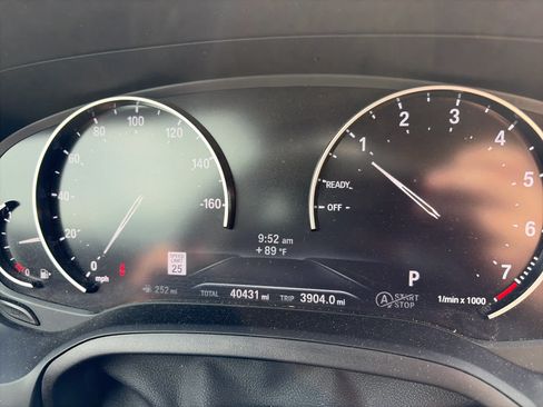 Used 2020 BMW 330i Sedan w/ Convenience Package RWD image 8