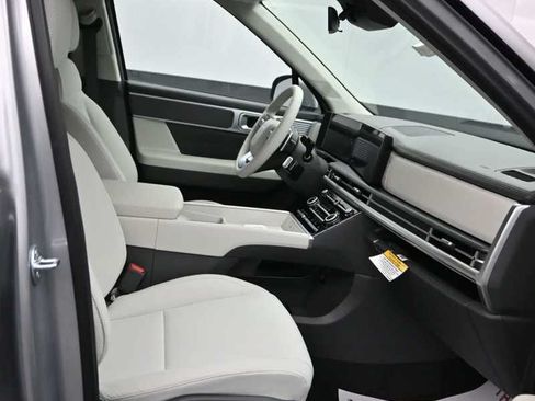 New 2026 Hyundai Santa Fe SE FWD image 11
